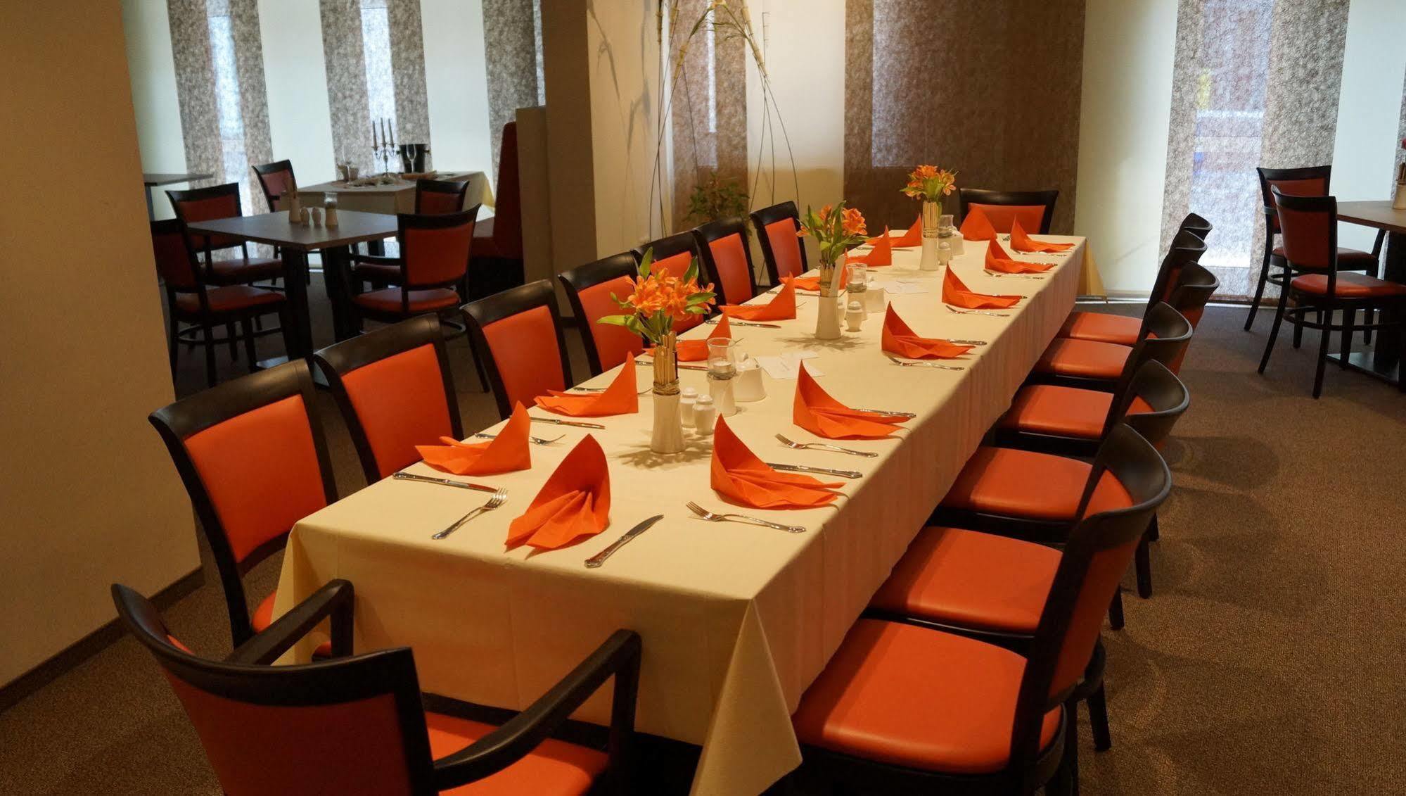 Hotel Goldener Loewe Waldheim Εξωτερικό φωτογραφία